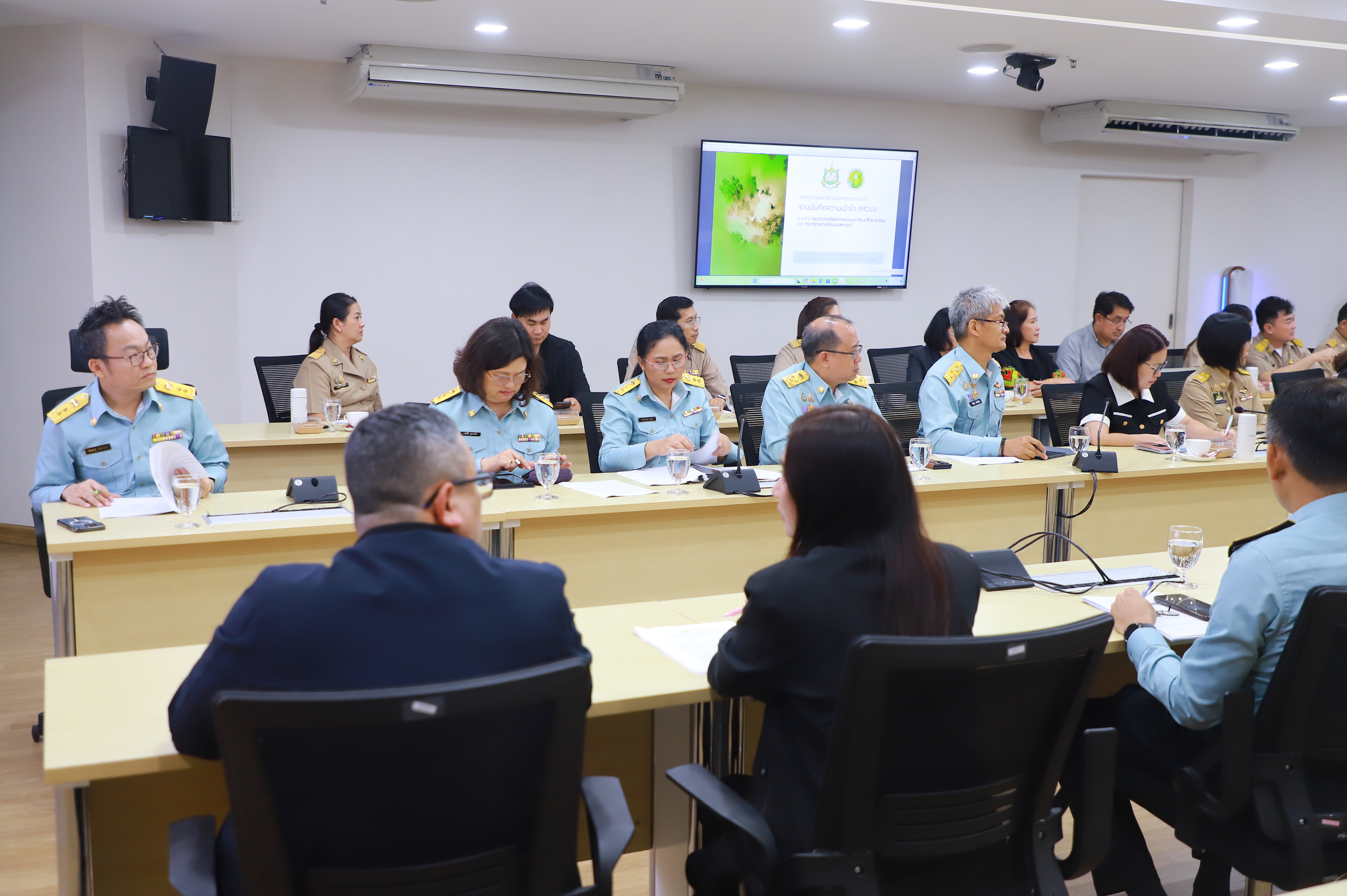 title - ส.ป.ก. ร่วมประชุมกับกระทรวงทรัพยากรธรรมชาติและสิ่งแวดล้อม หารือแนวทางการพัฒนาระบบตรวจสอบแหล่งที่มาของผลผลิตทางการเกษตร และการส่งเสริมการนำเศษวัสดุทางการเกษตรไปใช้ประโยชน์